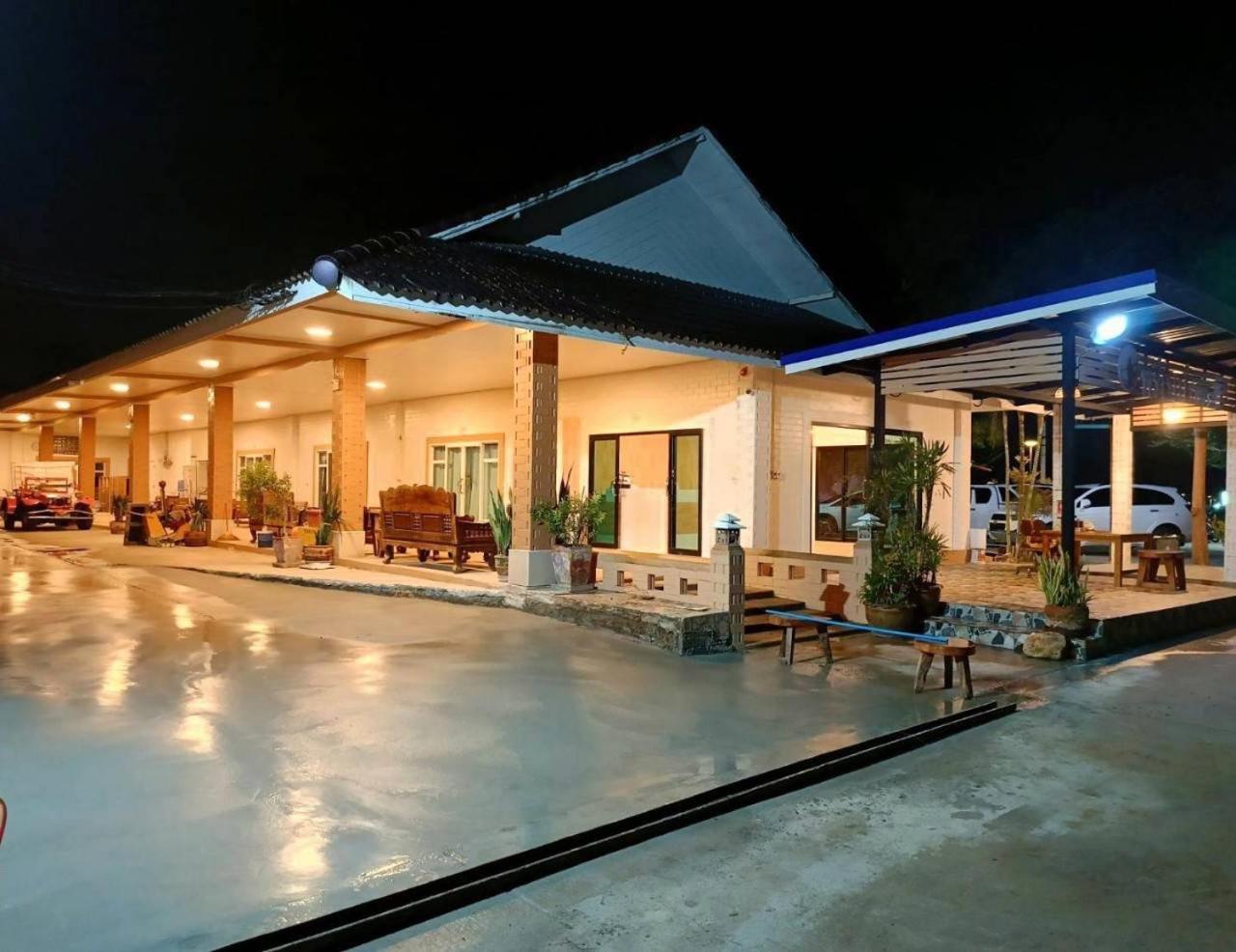 Three Bays Resort Prachuap Khiri Khan Buitenkant foto