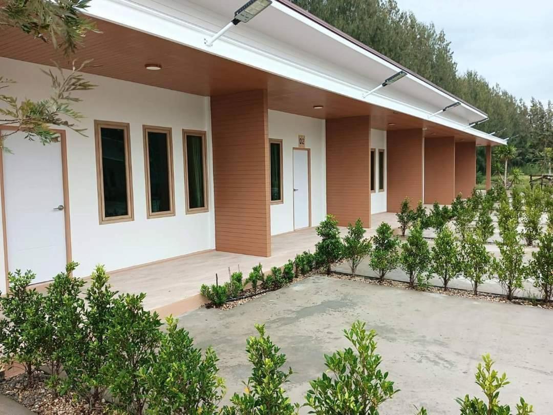 Three Bays Resort Prachuap Khiri Khan Buitenkant foto