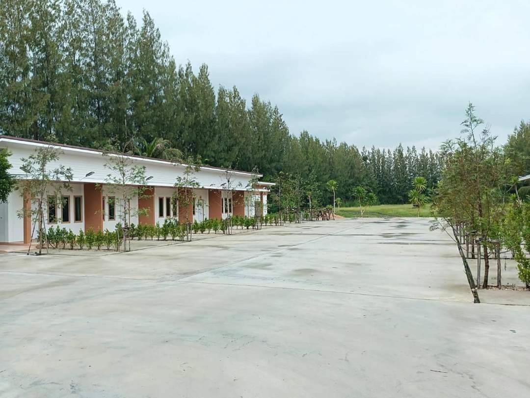 Three Bays Resort Prachuap Khiri Khan Buitenkant foto